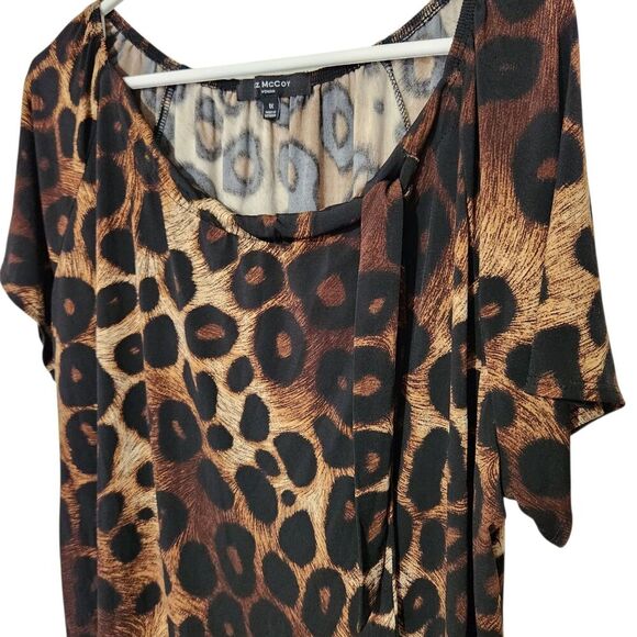 Liz Mccoy Blouse Size 1X Animal Print Tie Front Short Sleeves Stretch - Picture 3 of 11